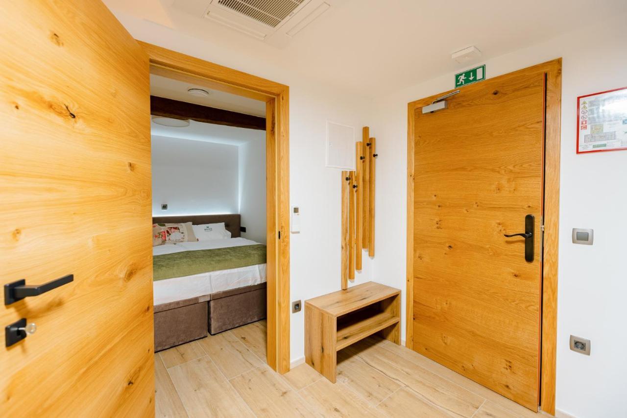 Resort Village Majer Gradac Eksteriør bilde