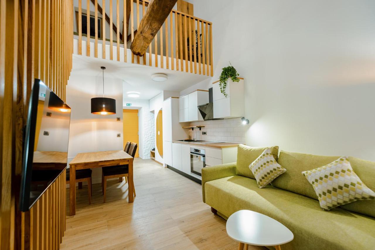 Resort Village Majer Gradac Eksteriør bilde